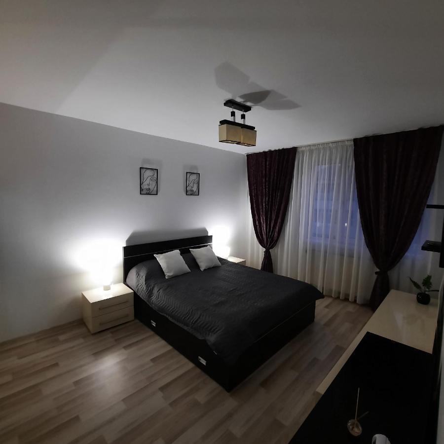 Apartament Kepa Din Piatra Neamţ Esterno foto